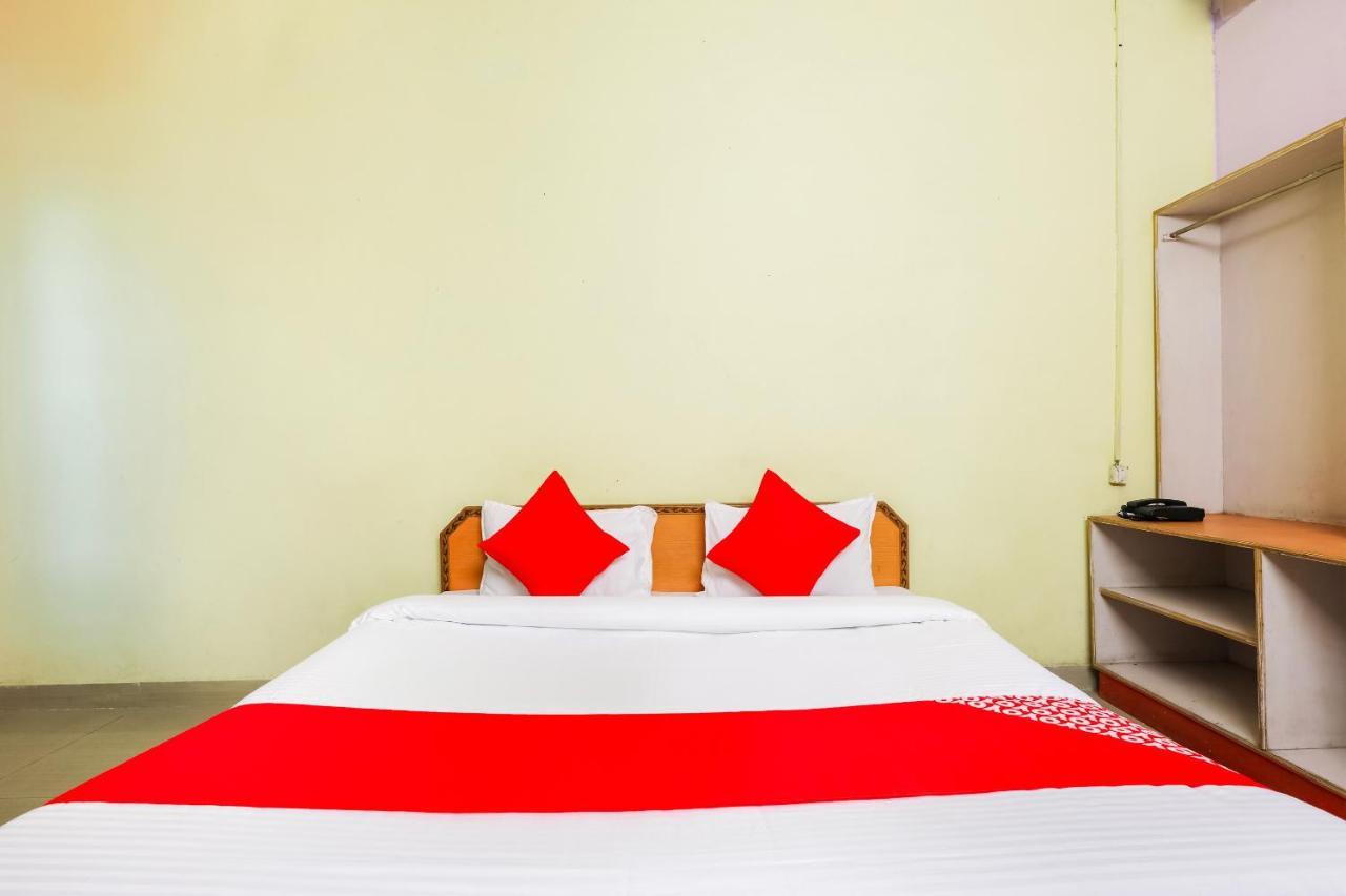 Oyo 63866 Shubham Garden Hotel Bhopál Kültér fotó